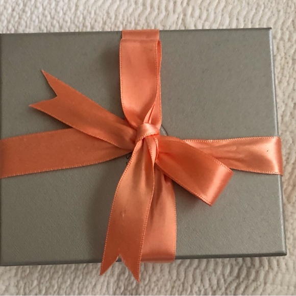 Irridesse by Tiffany Sterling Silver and Pearl Ring - Picture 9 of 9